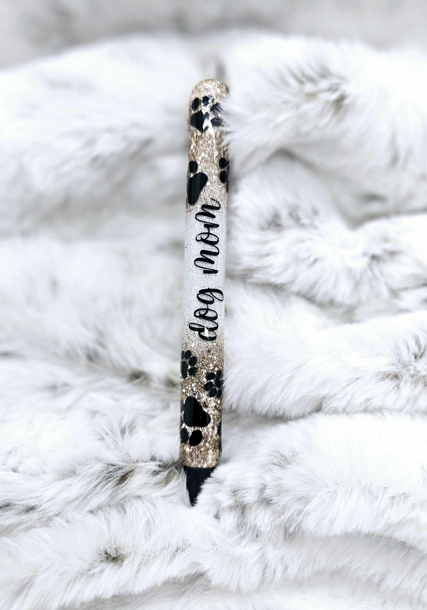 DOG MOM PEN