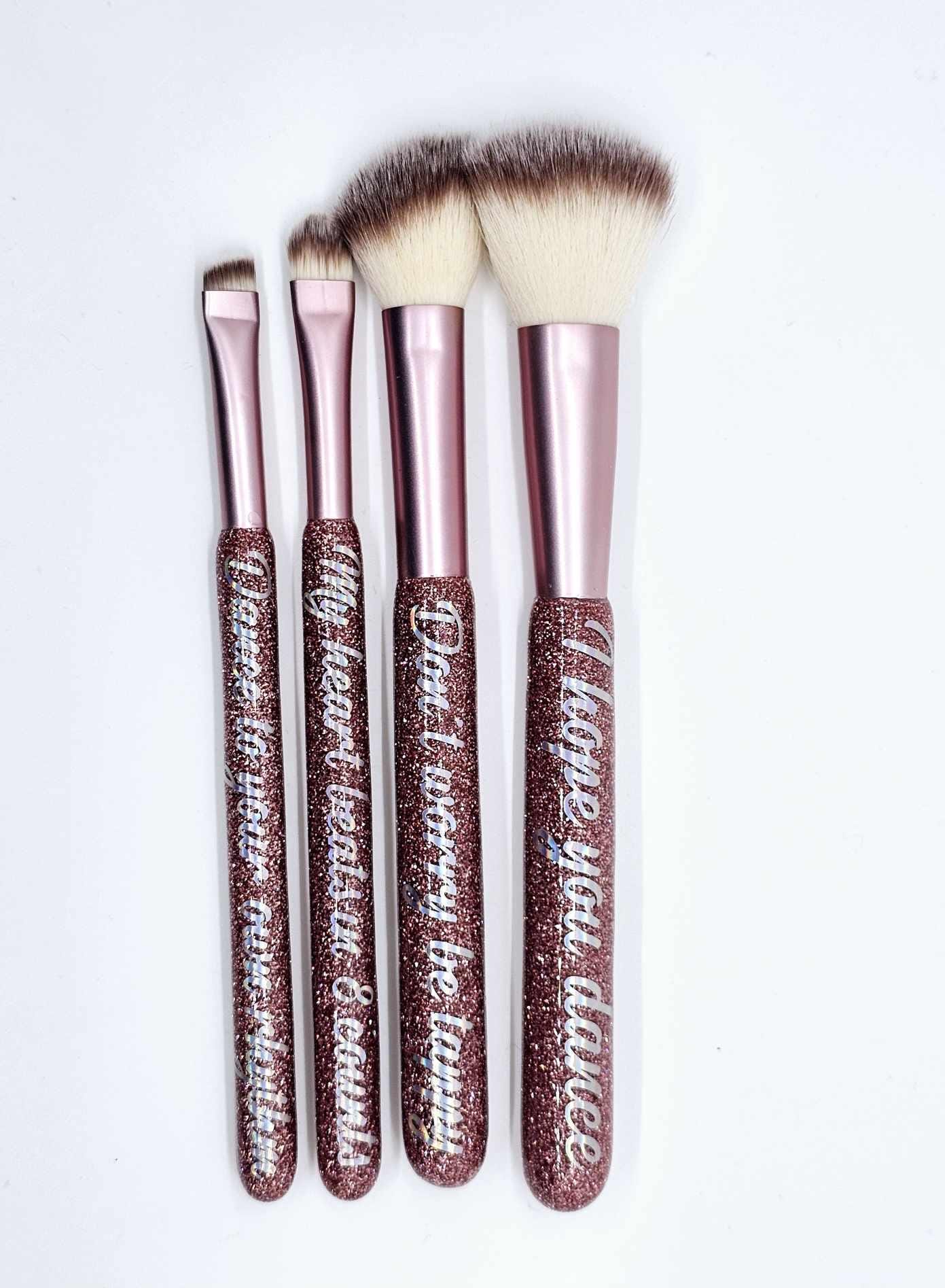 CUSTOM MAKEUP BRUSHES