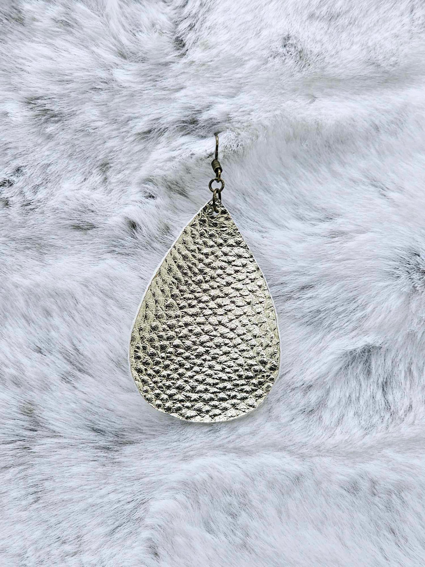 TEAR DROP FAUX LEATHER EARRINGS