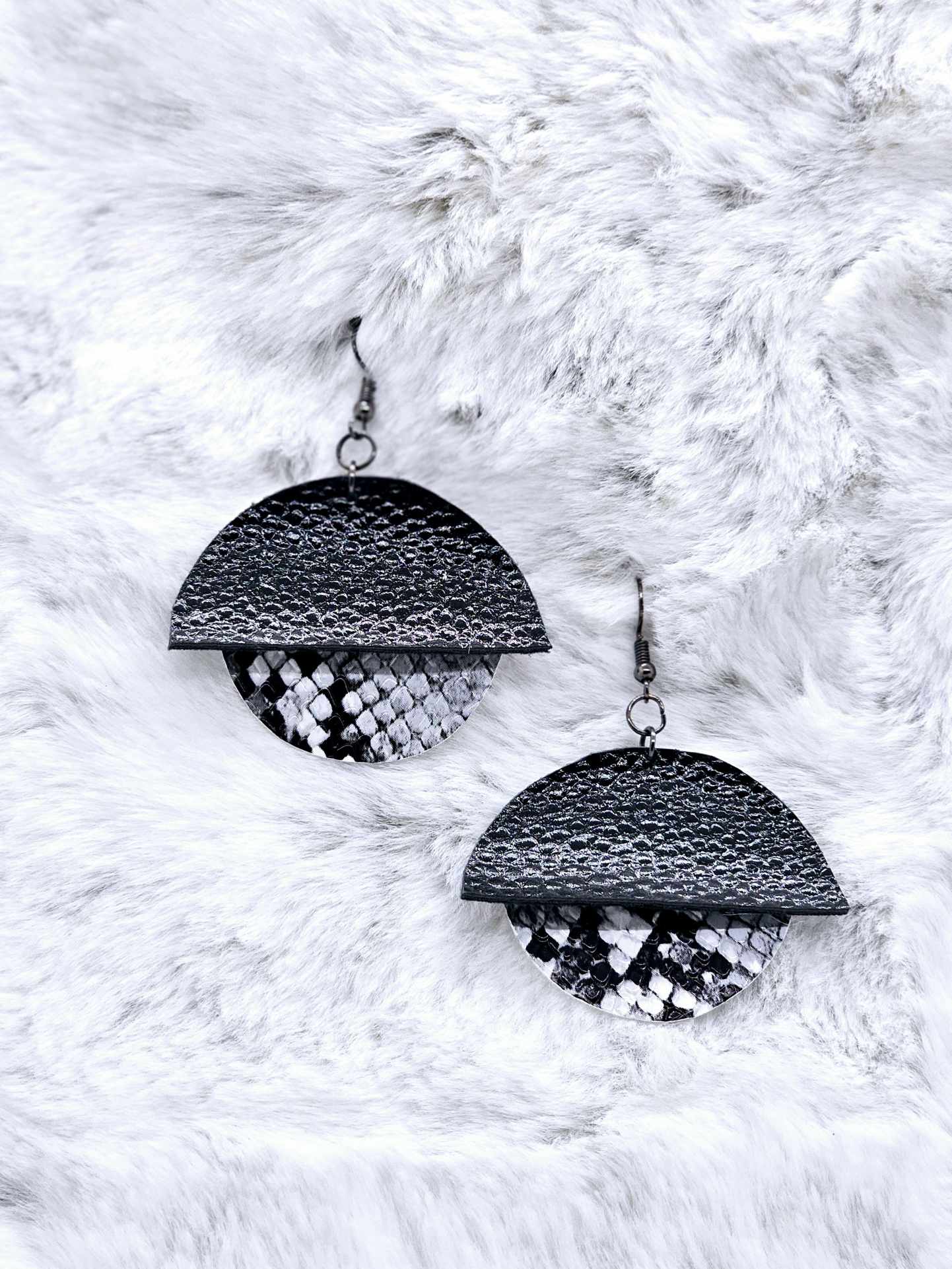 FAUX LEATHER EARRINGS