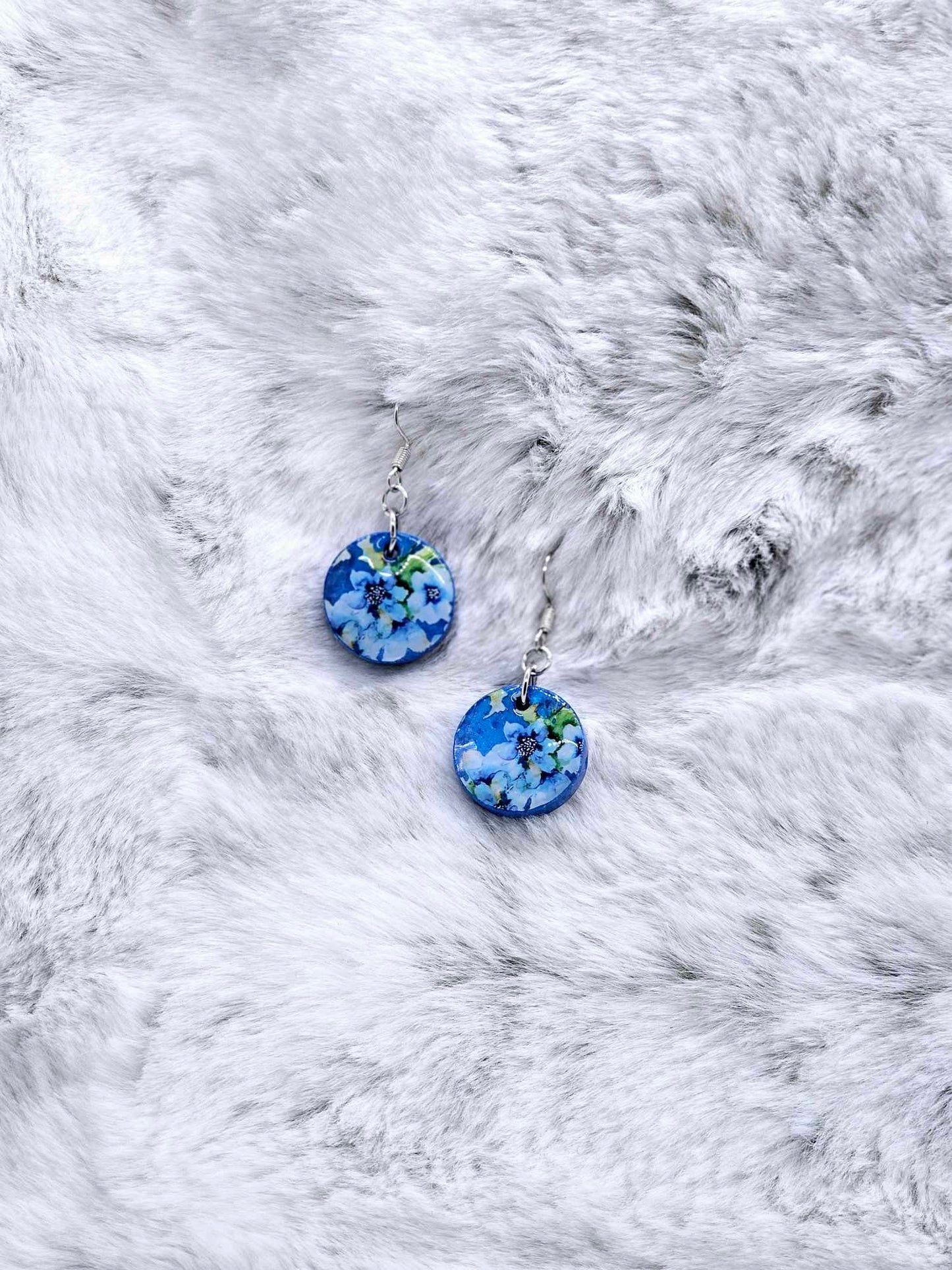 ROUND FLOWER PRINT RESIN EARRINGS