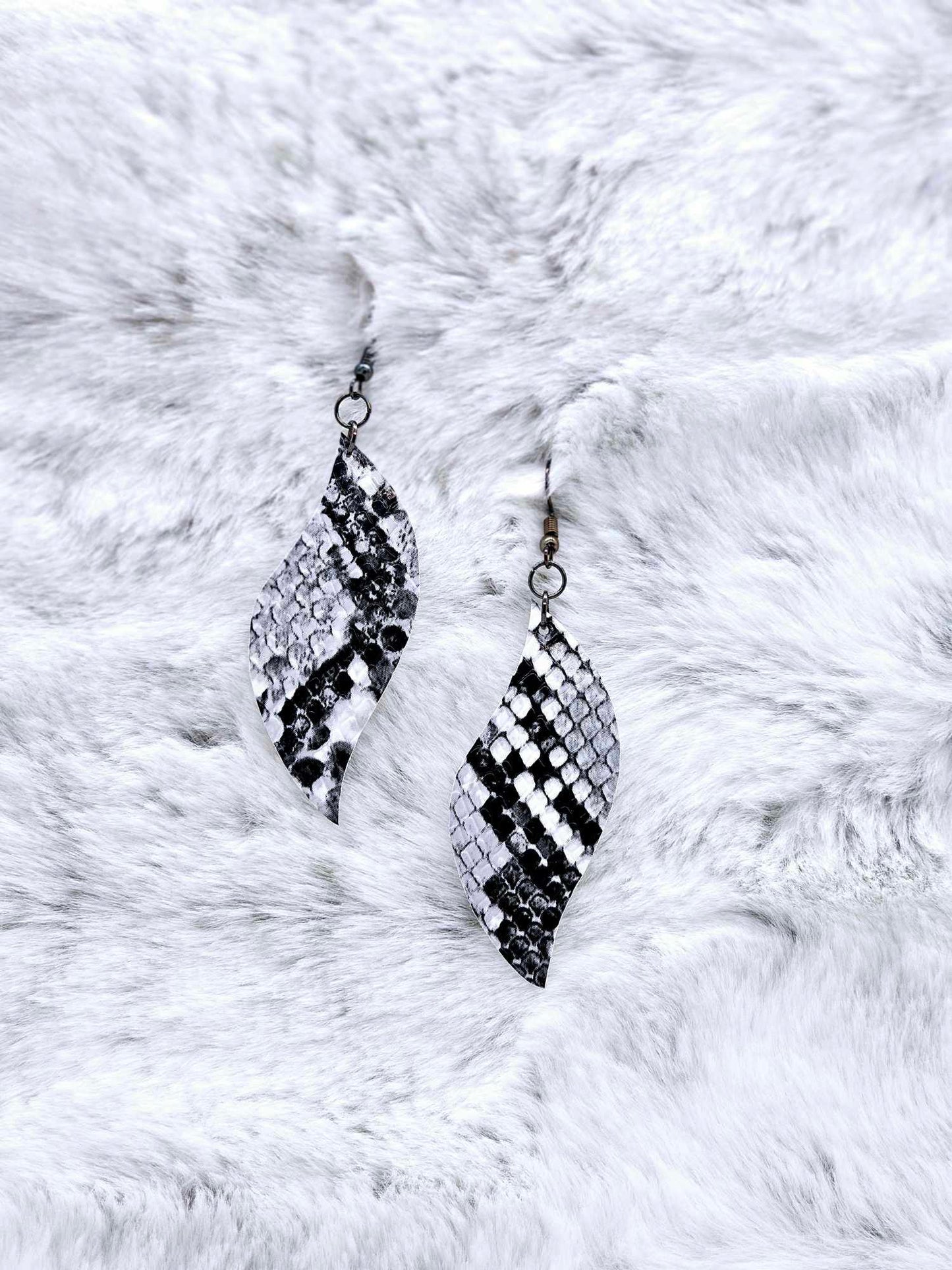 FAUX LEATHER EARRINGS