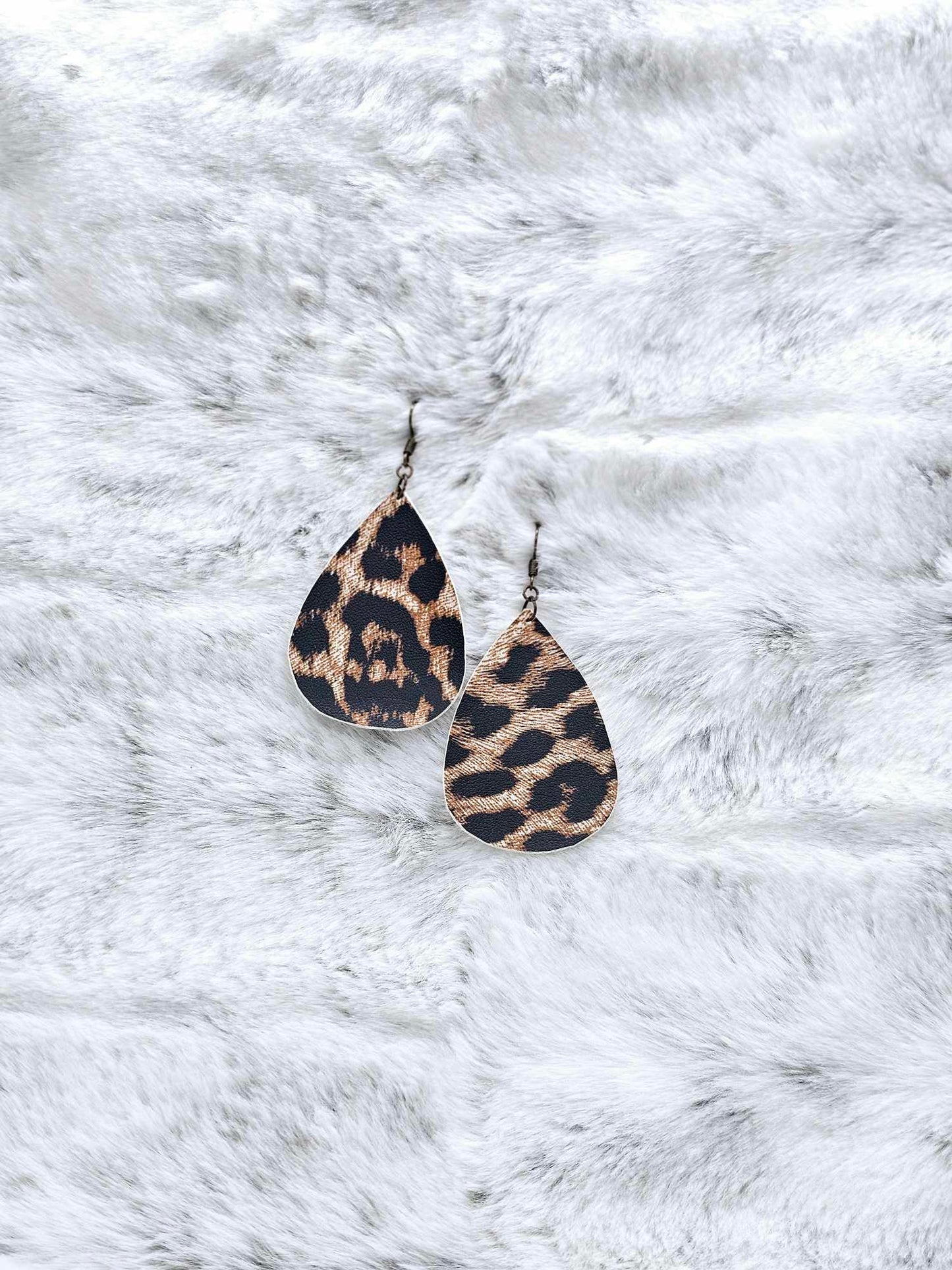 TEAR DROP FAUX LEATHER EARRINGS