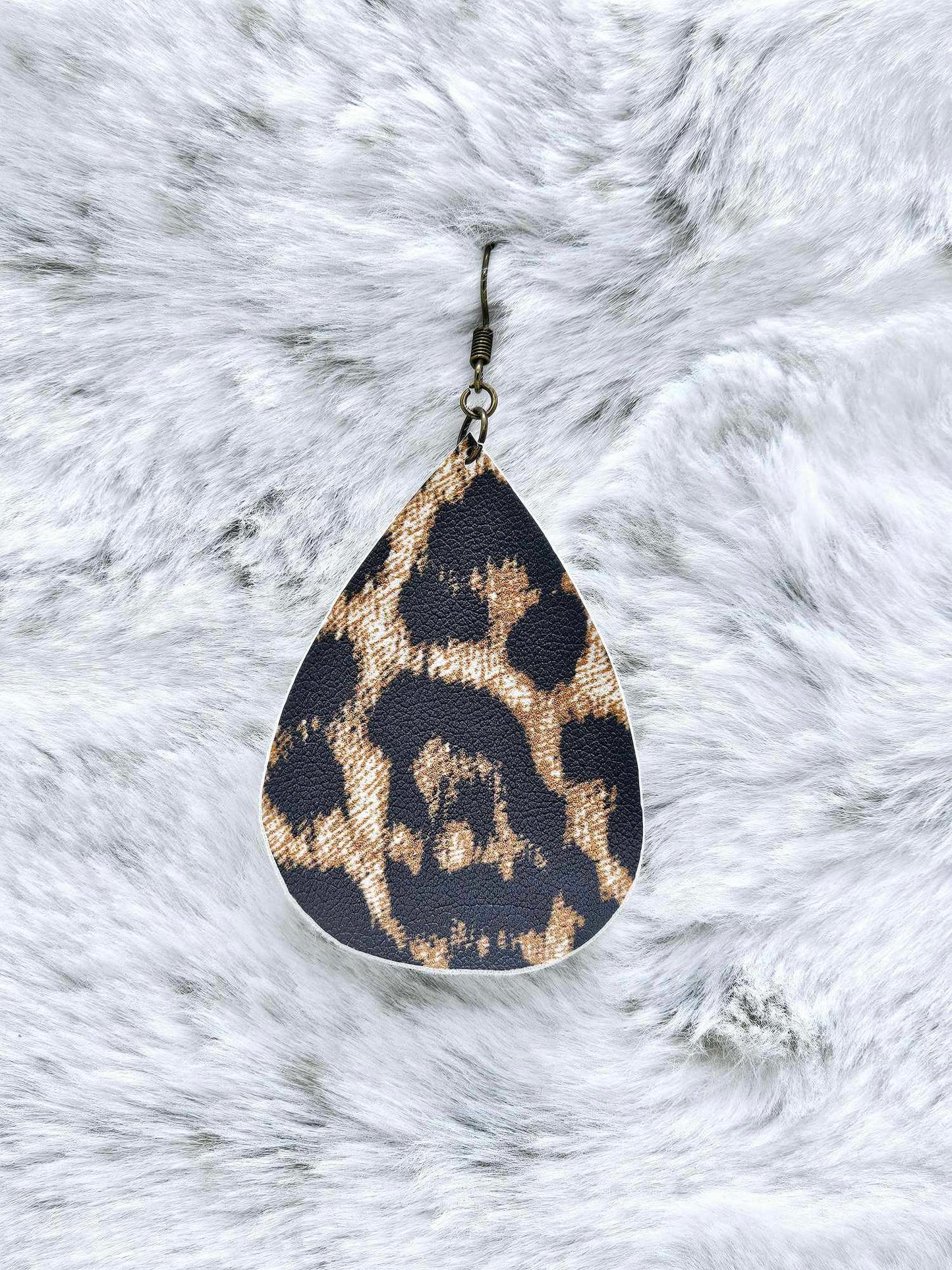 TEAR DROP FAUX LEATHER EARRINGS