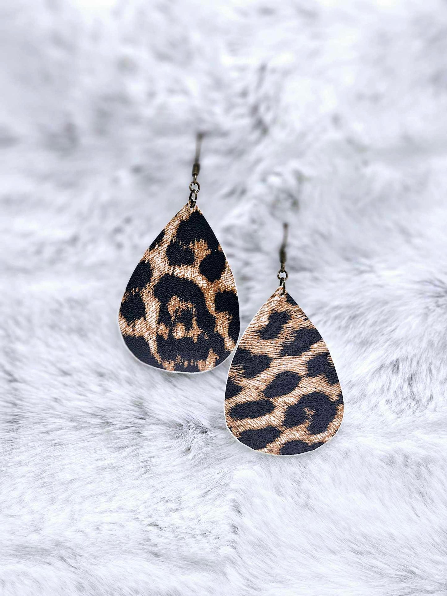 TEAR DROP FAUX LEATHER EARRINGS