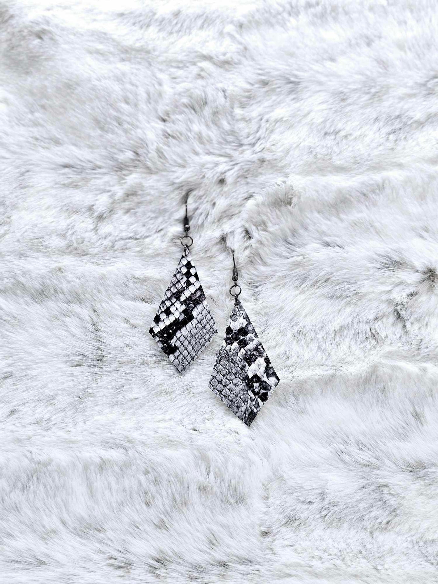 FAUX LEATHER EARRINGS