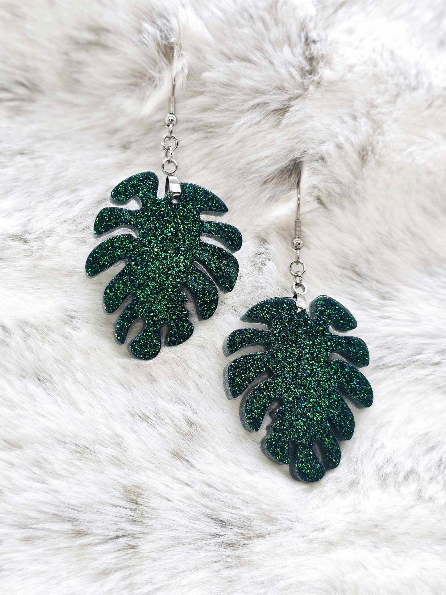 MONSTERA LEAF RESIN EARRINGS