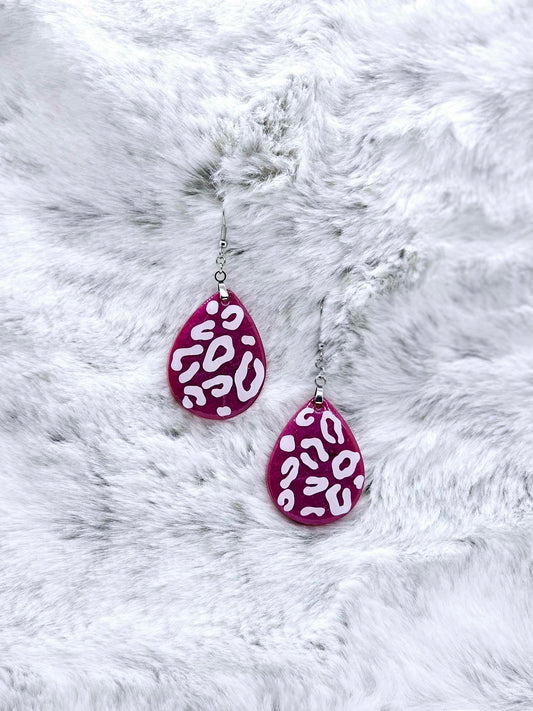 TEAR DROP LEOPARD PRINT RESIN EARRINGS
