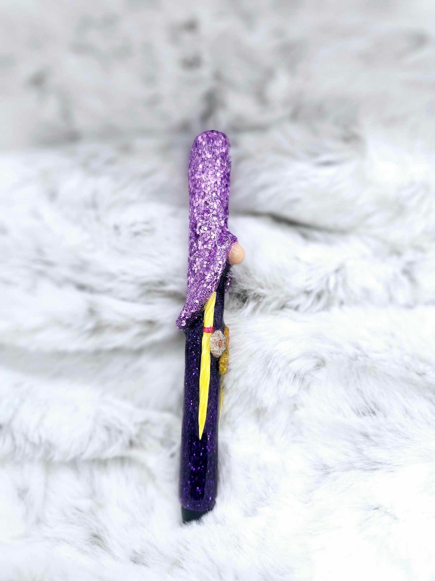 3D GIRL GNOME PEN