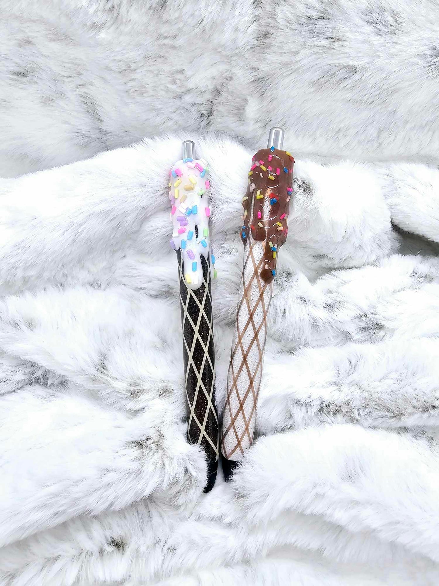 ICE CREAM CONE WITH SPRINKLES PEN