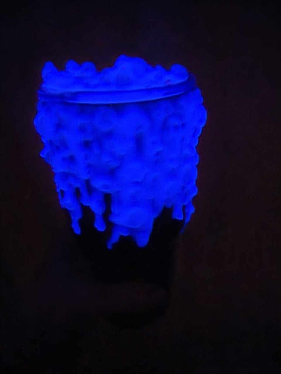 GLOW IN THE DARK BUBBLING CAULDRON