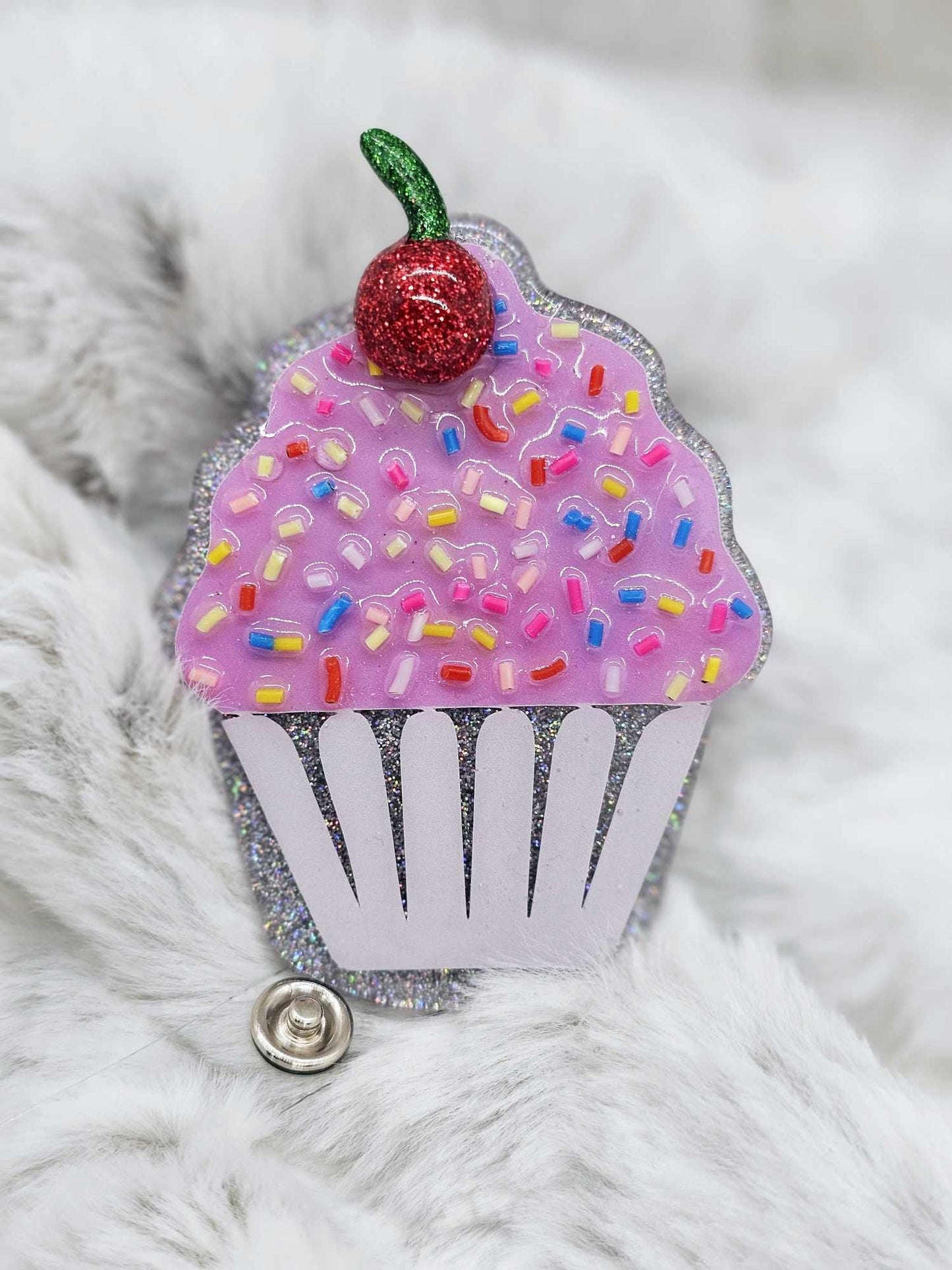 CUPCAKE WITH 3D CHERRY AND SPRINKLES BADGE REEL