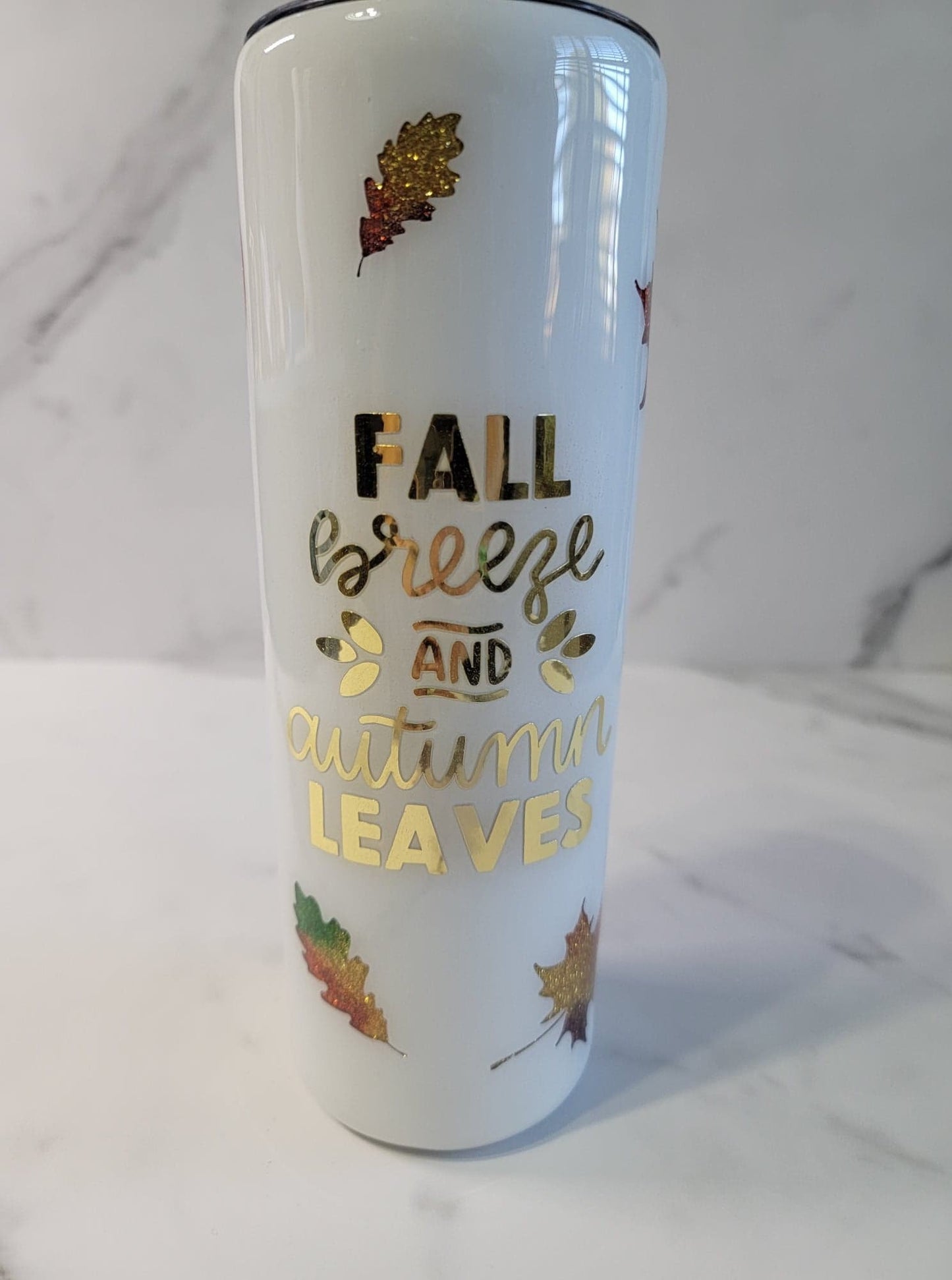 FALL BREEZE AND AUTUMN LEAVES TUMBLER