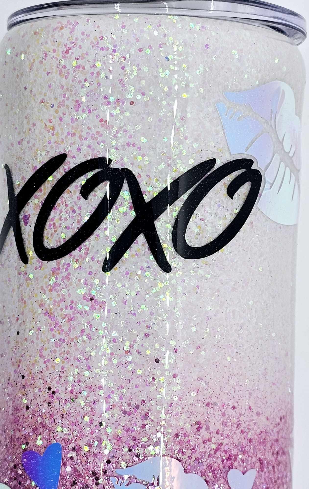 XOXO LIP PRINT TUMBLER